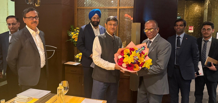 NTPC CMD meets Energy Minister from Sri Lanka